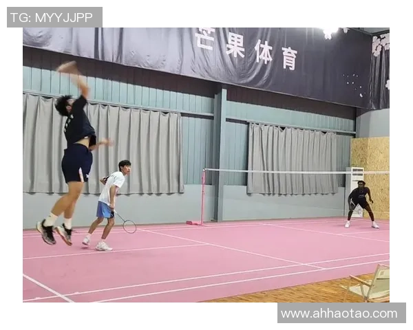 重庆羽毛球队实力强劲荣登全国羽毛球排行榜第三名的背后故事 重庆羽毛球队实力强劲荣登全国羽毛球排行榜第三名的背后故事