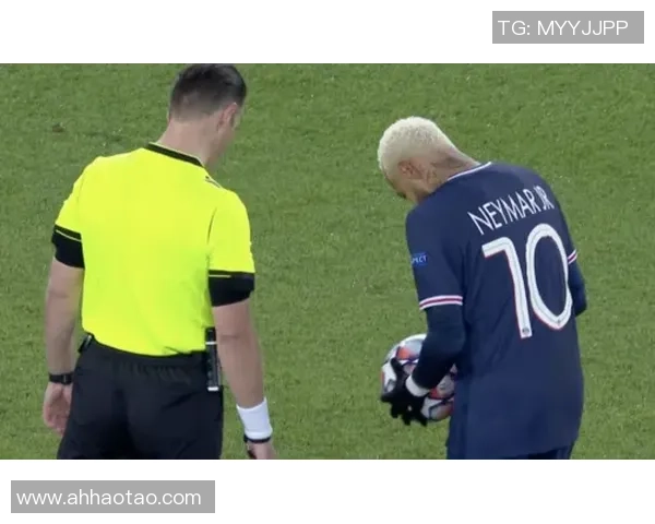 内马尔重返巴黎赛场欧冠对决引发球迷热议与期待