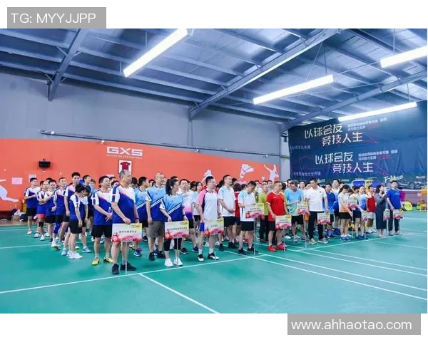 成都羽毛球队战术解析：聚焦技术与团队协作的完美结合